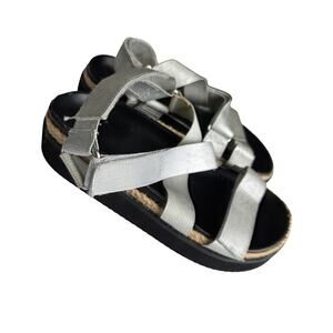 BP Gage Fab Silver Platform Adjustable Straps Sandals Size 5